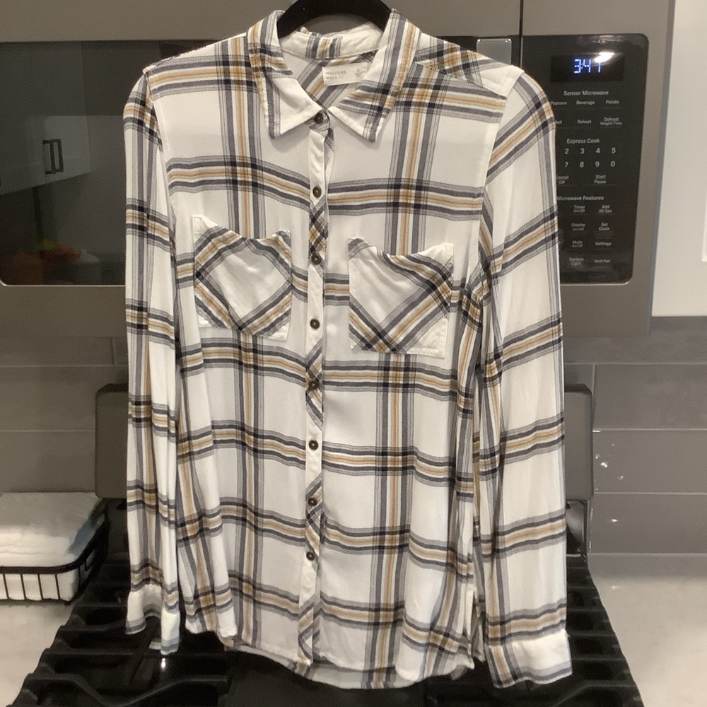 Maurice’s rayon shirt size small